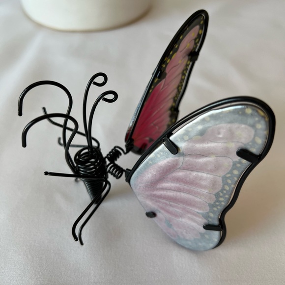 The Spring Shop - Pot Percher - Pink Glass and Metal Butterfly - Picture 4 of 7